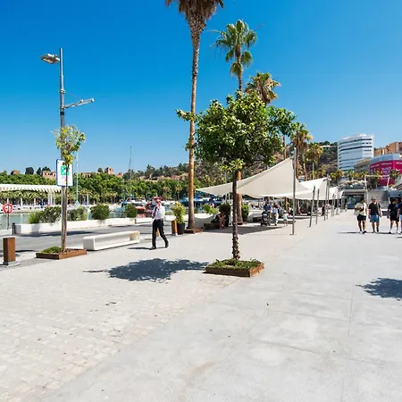 New 7th Corner Center For Groups Malaga