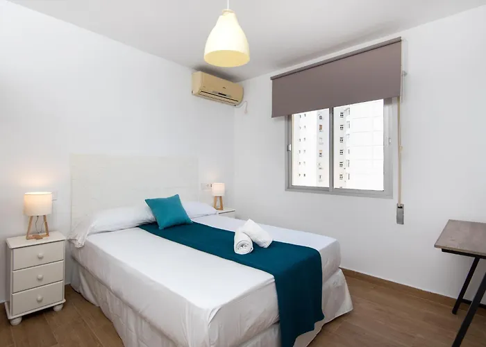 New 7th Corner Center For Groups * Malaga