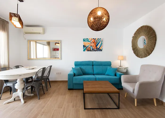 Apartment New 7th Corner Center For Groups Malaga